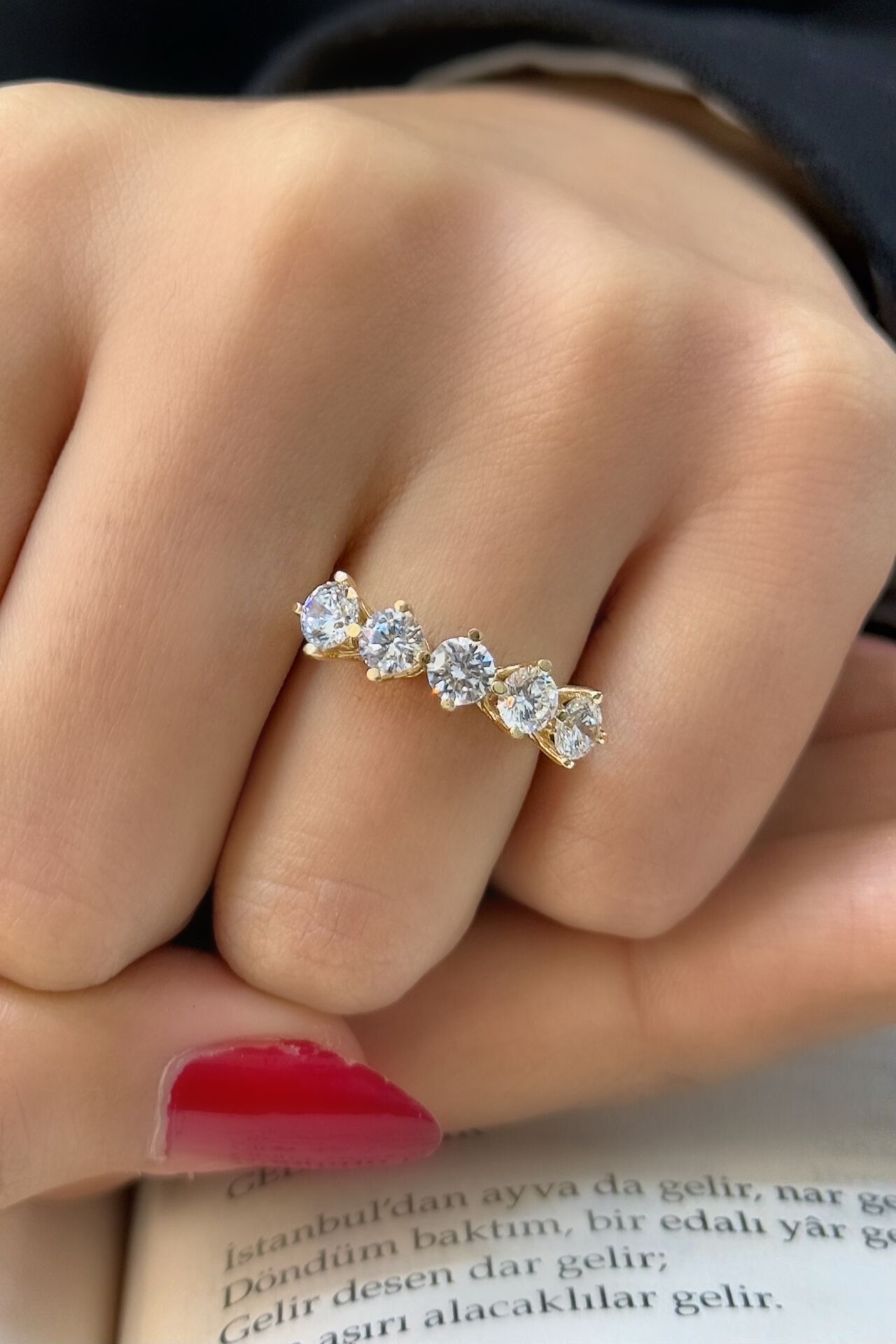 Beştaş Altın Yüzük