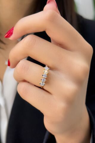 Beştaş Altın Yüzük