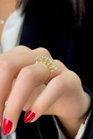 Beştaş Altın Yüzük