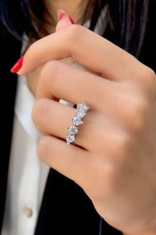 Beyaz Altın Beştaş Yüzük