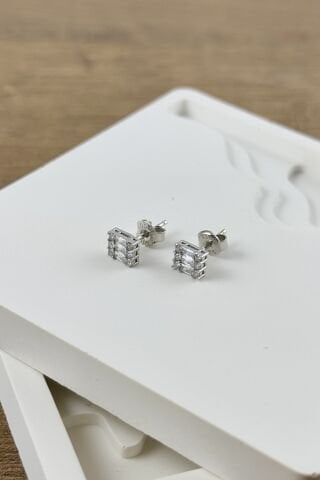 14 Ayar Altın Baget Taşlı Küpe