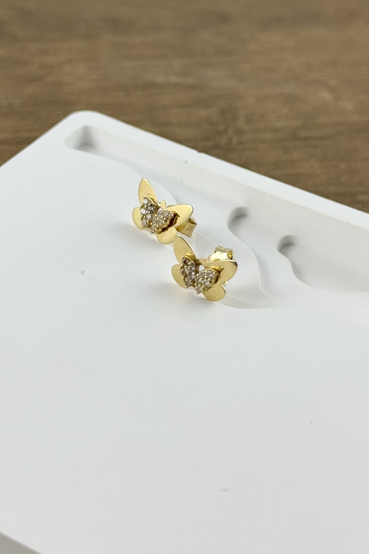 14 Ayar Altın Kelebek Küpe