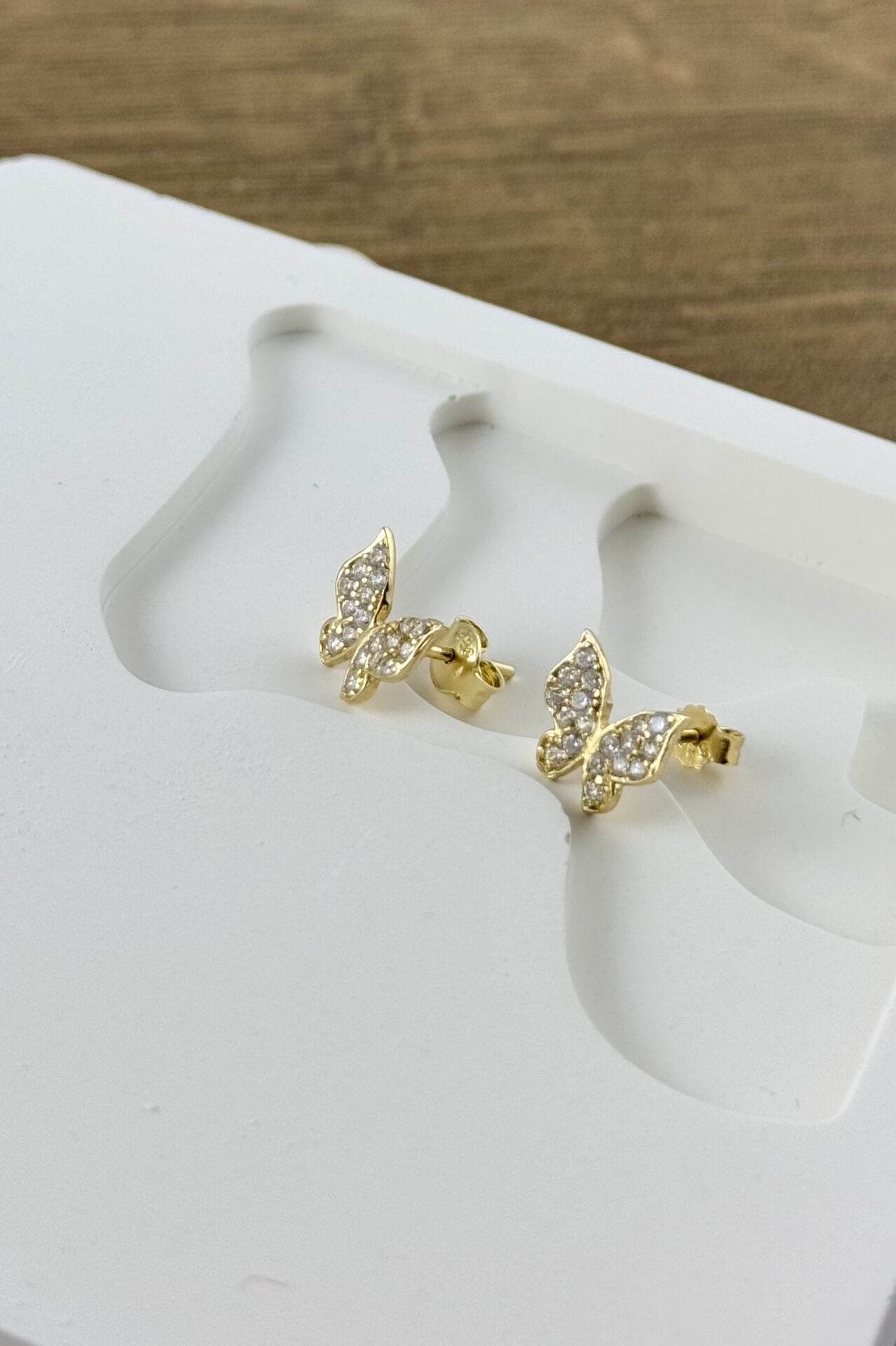 14 Ayar Altın Kelebek Küpe