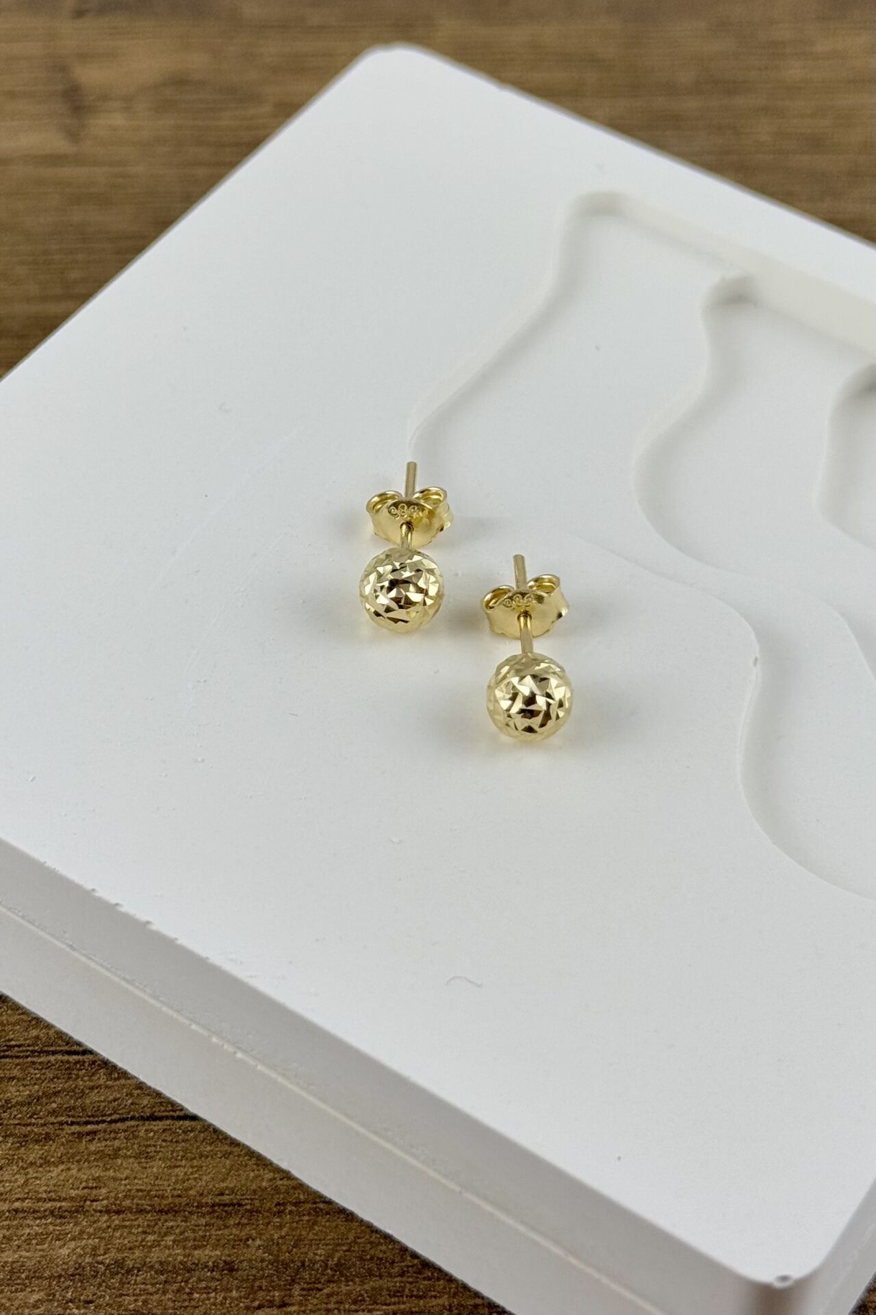 14 Ayar Altın Top Küpe