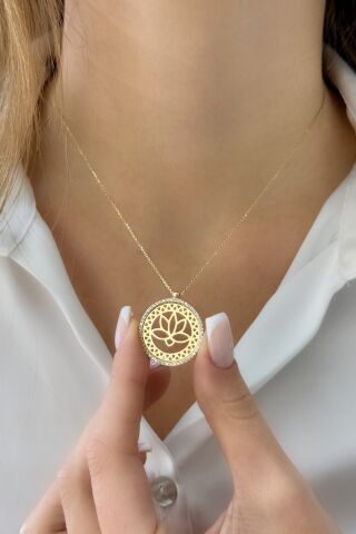 Lotus Çiçeği Altın Kolye