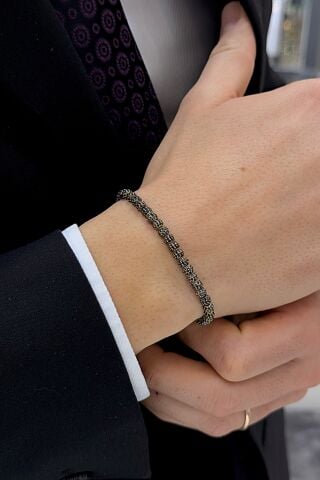 14 Ayar Altın Siyah Taşlı Erkek Bileklik