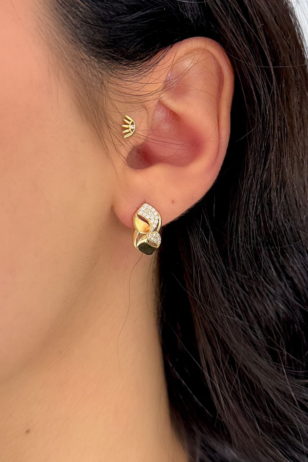 14 Ayar Altın Taşlı Küpe