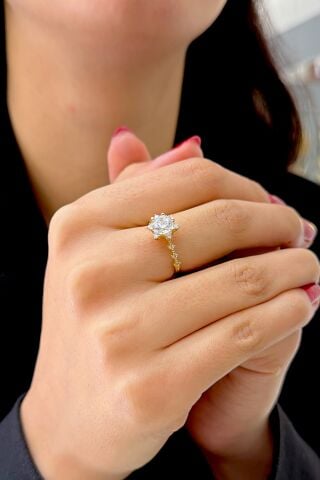 14 Ayar Altın Lotus Yüzük