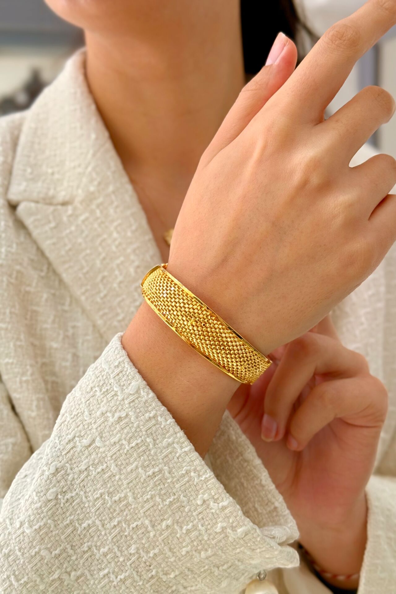 14 Ayar Altın Jessica Kelepçe Bilezik