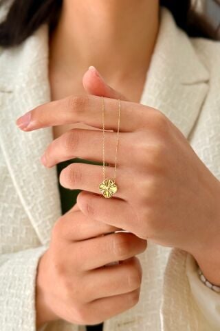 14 Ayar Altın Yonca Kolye