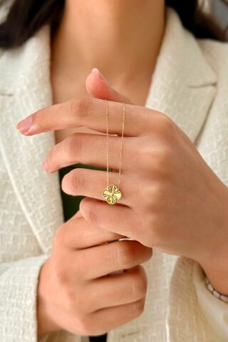 14 Ayar Altın Yonca Kolye