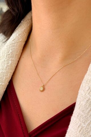 14 Ayar Altın Güneş Kolye