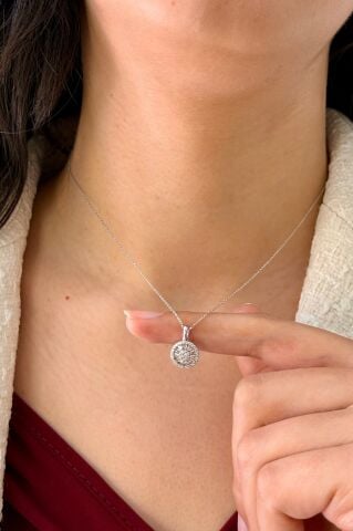 14 Ayar Beyaz Altın Taşlı Kolye