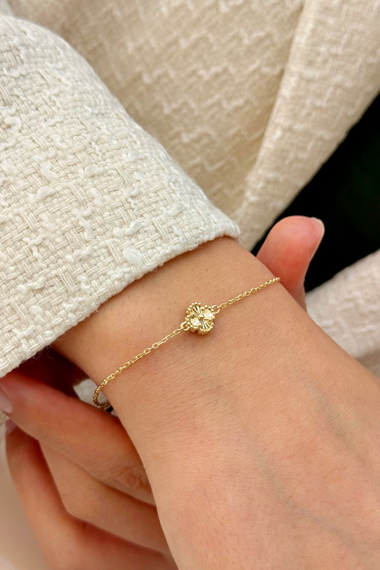 14 Ayar Altın Yoncalı Bileklik