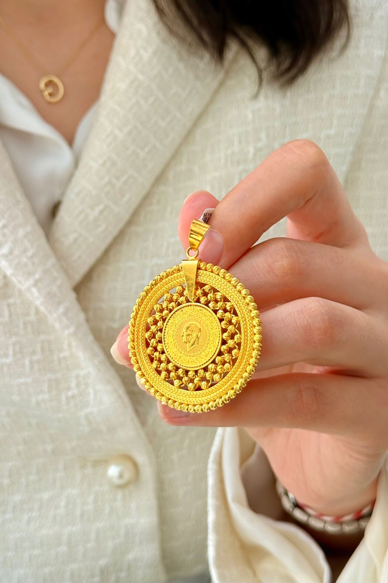 Çeyrek Altınlı Kolye Ucu