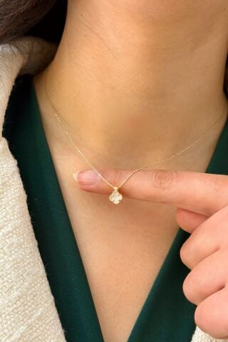 14 Ayar Altın Sedefli Yonca Kolye